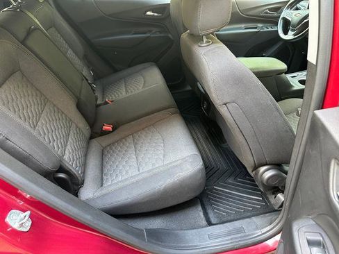 Used 2019 Chevrolet Equinox LT image 8
