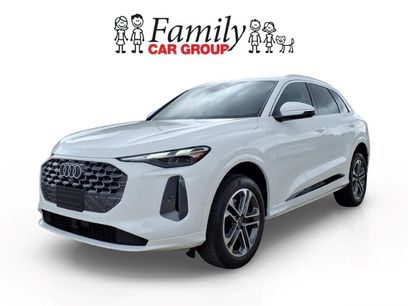 Used 2025 Audi Q5 Premium w/ Convenience Package