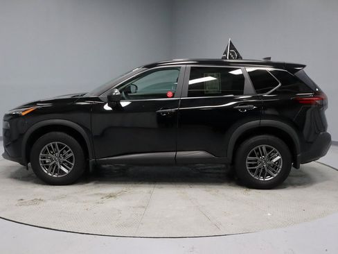 Certified 2023 Nissan Rogue S image 9