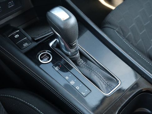 Used 2024 Nissan Kicks SV FWD image 22