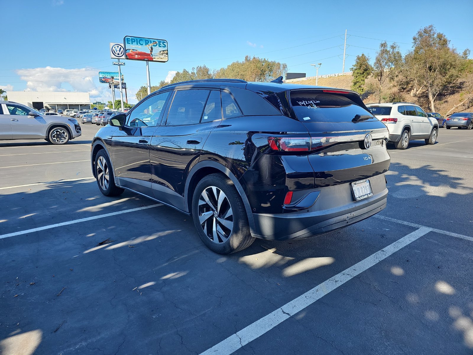 Used 2023 Volkswagen ID.4 Pro RWD image 7