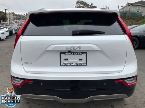Used 2023 Kia Niro Wave FWD image 4