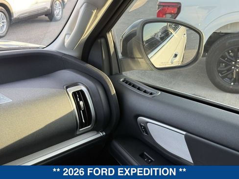 New 2026 Ford Expedition Active RWD image 23