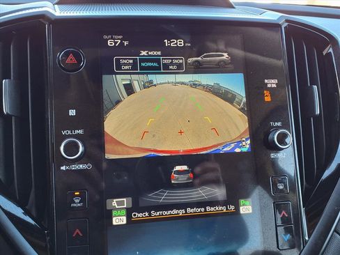 Used 2023 Subaru Ascent Onyx Edition Limited image 9