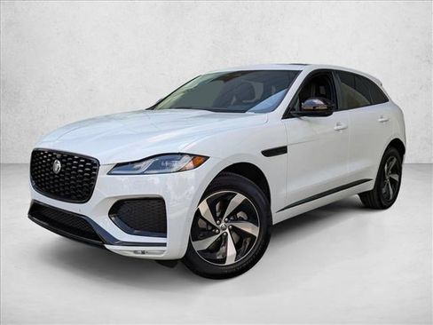 Used 2026 Jaguar F-PACE R-Dynamic S image 1