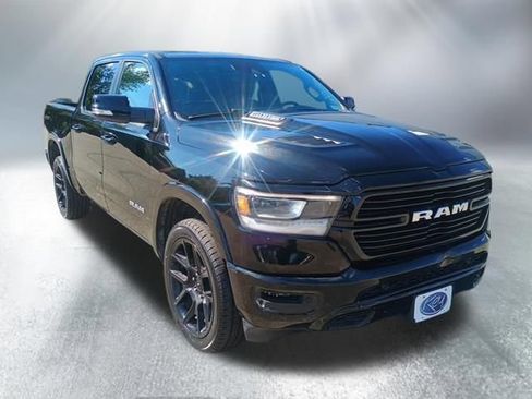 Used 2022 RAM 1500 Laramie AWD/4WD image 8