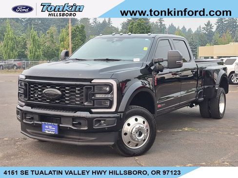 Used 2026 Ford F450 Platinum w/ FX4 Off-Road Package AWD/4WD image 1