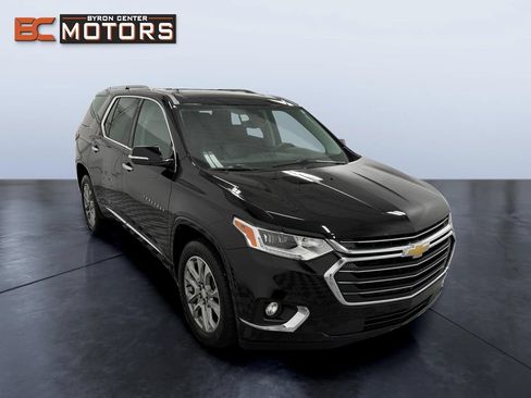 Used 2018 Chevrolet Traverse Premier AWD/4WD image 7