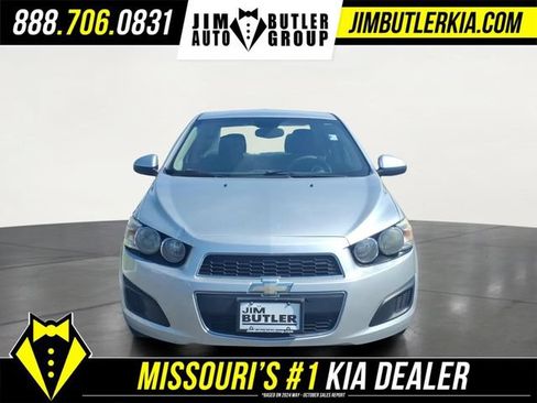 Used 2015 Chevrolet Sonic LT FWD image 25