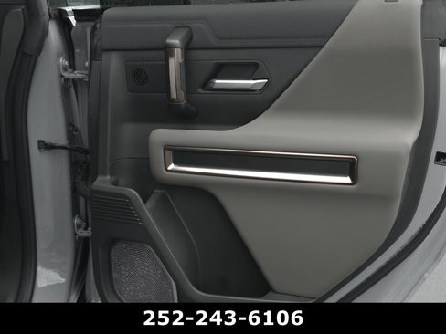 Used 2025 GMC Hummer EV 3X w/ Extreme Off-Road Package AWD/4WD image 42