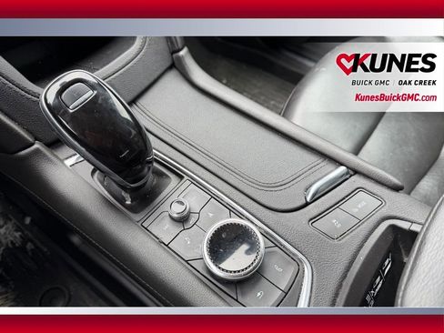 Used 2020 Cadillac XT5 Premium Luxury image 21