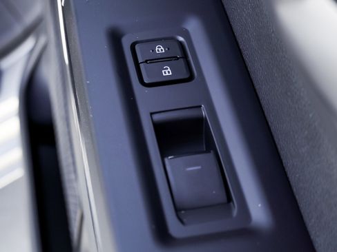 New 2026 Toyota Tundra Platinum w/ Tow Tech Package AWD/4WD image 29