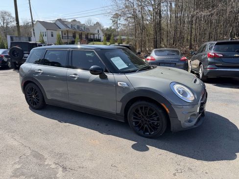 Used 2017 MINI Cooper Clubman S image 3