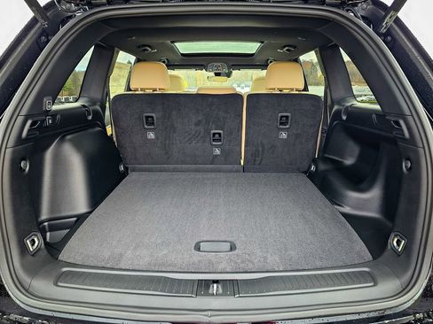 New 2025 Jeep Grand Cherokee Limited image 36