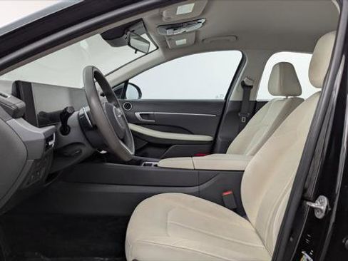 Used 2024 Hyundai Sonata SEL FWD image 13