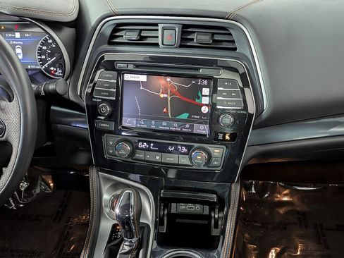 Used 2023 Nissan Maxima SR w/ Sport Mat Group image 40