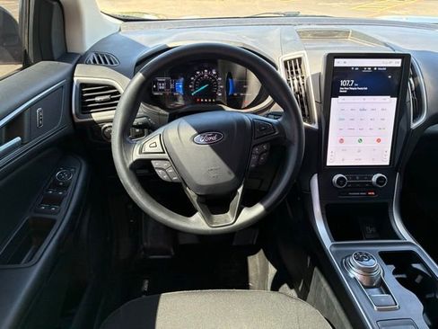 Used 2022 Ford Edge SE w/ Black Appearance Package AWD/4WD image 14