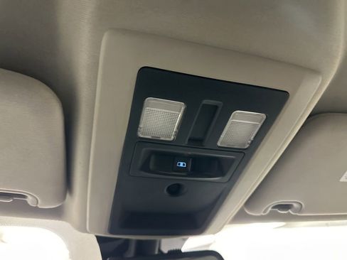 Used 2014 RAM 1500 Classic SLT image 39