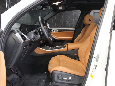 Used 2024 BMW X5 sDrive40i image 37