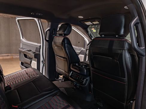 Used 2022 Ford F150 Lariat w/ Equipment Group 502A High image 29