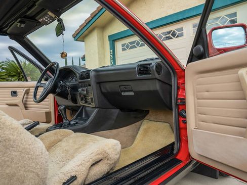 Used 1988 BMW 325i Convertible RWD image 58