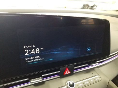 Certified 2025 Hyundai Elantra SEL w/ Cargo Package image 6