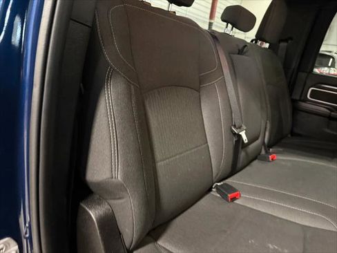 Certified 2024 RAM 2500 Big Horn w/ Sport Appearance Package AWD/4WD image 18