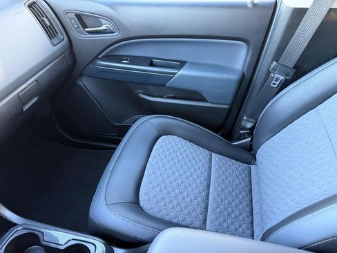 Used 2016 Chevrolet Colorado Z71 image 19