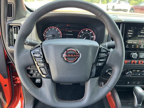 Used 2025 Nissan Frontier PRO-4X w/ Interior Protection Package AWD/4WD image 7