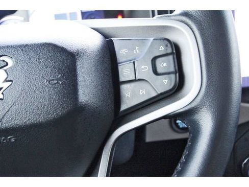 Used 2023 Ford Bronco Wildtrak image 18