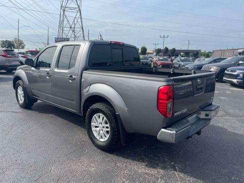 Used 2019 Nissan Frontier SV RWD image 5