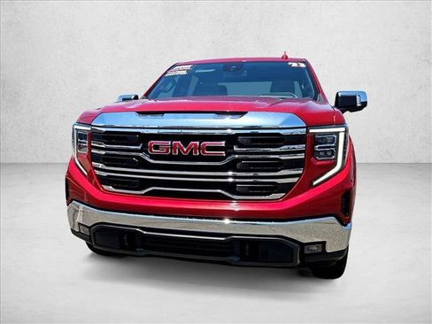 Used 2023 GMC Sierra 1500 SLT AWD/4WD image 3