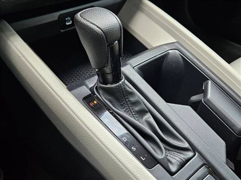 Used 2023 Honda Accord EX image 12