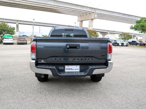 Certified 2023 Toyota Tacoma TRD Off-Road image 8