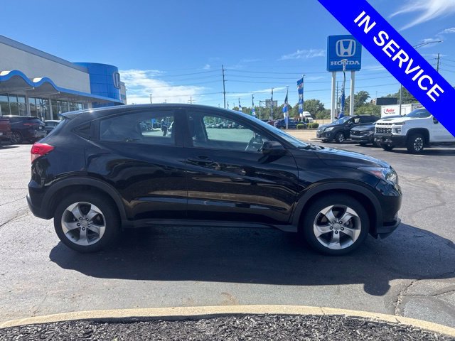 Used 2017 Honda HR-V LX image 4