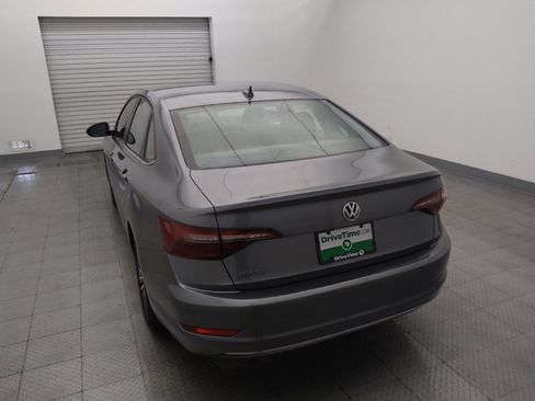 Used 2021 Volkswagen Jetta SE FWD image 6