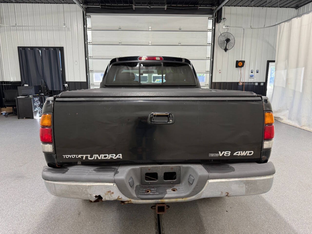 Used 2002 Toyota Tundra Limited w/ Off-Road Pkg AWD/4WD image 5