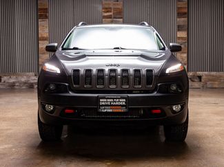 Used 2018 Jeep Cherokee Trailhawk w/ Comfort & Convenience Group video 2