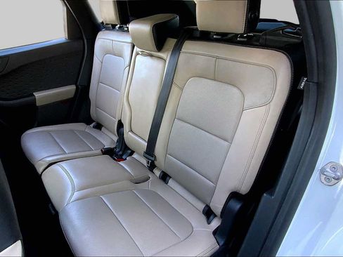 Used 2020 Ford Escape Titanium FWD image 21