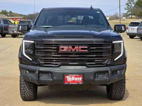 Used 2024 GMC Sierra 1500 AT4X image 2