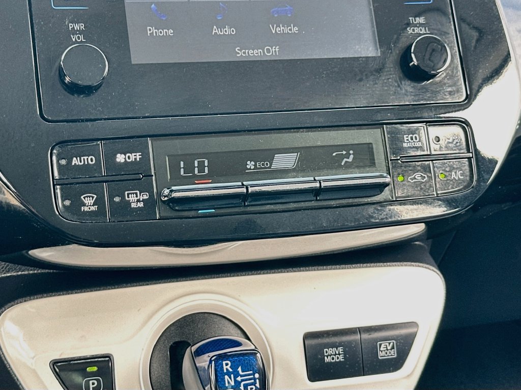 Used 2018 Toyota Prius Two w/ Prius Two Safety Plus Package FWD image 15