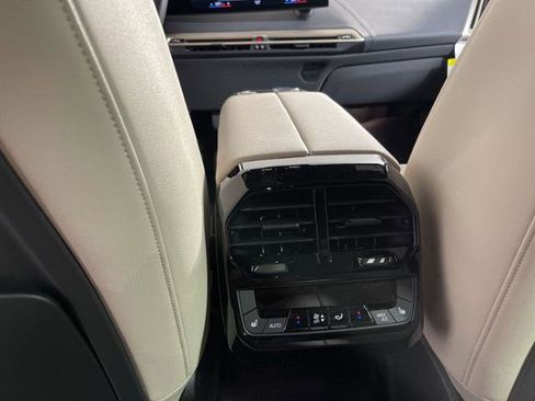 New 2022 BMW iX xDrive50 w/ Convenience Package image 23