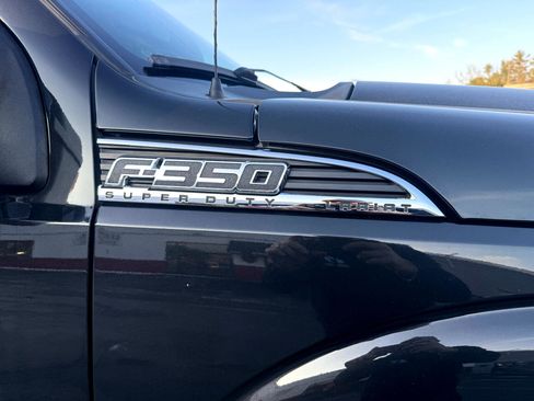 Used 2015 Ford F350 Lariat image 15