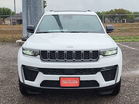 New 2026 Jeep Grand Cherokee L Limited AWD/4WD image 14