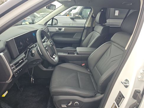 Used 2026 Hyundai Santa Fe SEL image 17