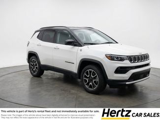 Used 2025 Jeep Compass Trailhawk video 1