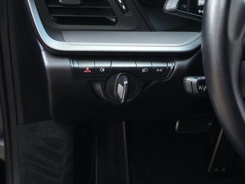 Used 2022 Porsche 911 Carrera image 25