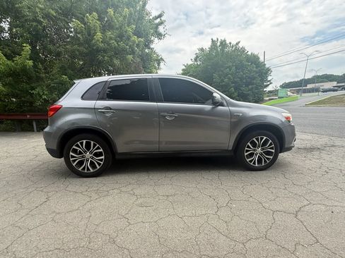 Used 2018 Mitsubishi Outlander Sport SE AWD/4WD image 5