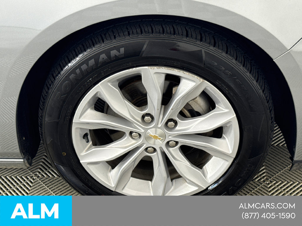 Used 2025 Chevrolet Malibu LT FWD image 15