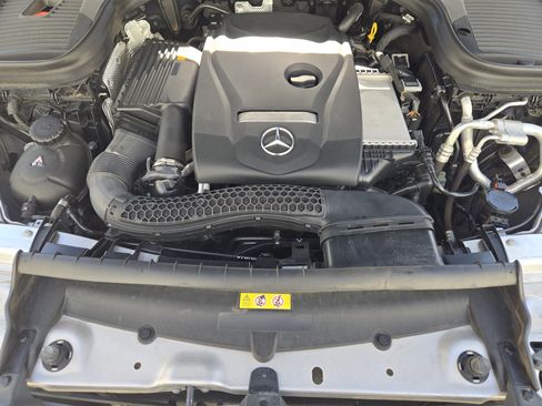 Used 2019 Mercedes-Benz GLC 300 4MATIC Coupe image 32